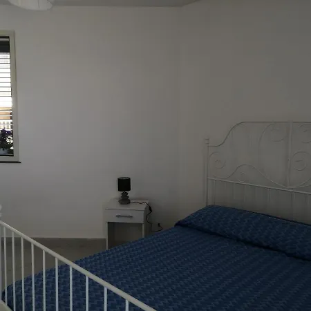 Cm House *